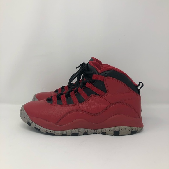 Jordan 10 Retro ‘Bulls Over Broadway’ - Picture 3 of 5